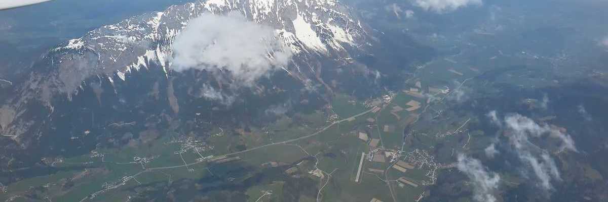 Flugwegposition um 11:33:19: Aufgenommen in der Nähe von Pürgg-Trautenfels, Österreich in 3188 Meter